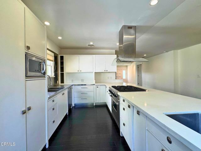 Detail Gallery Image 11 of 33 For 869 S Euclid Ave, Pasadena,  CA 91106 - 3 Beds | 3 Baths