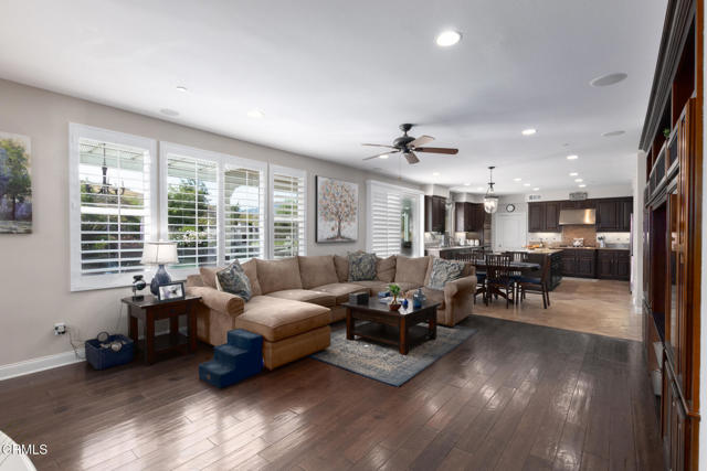 Image 7 of 60 For 10931 Shadow Hills Avenue