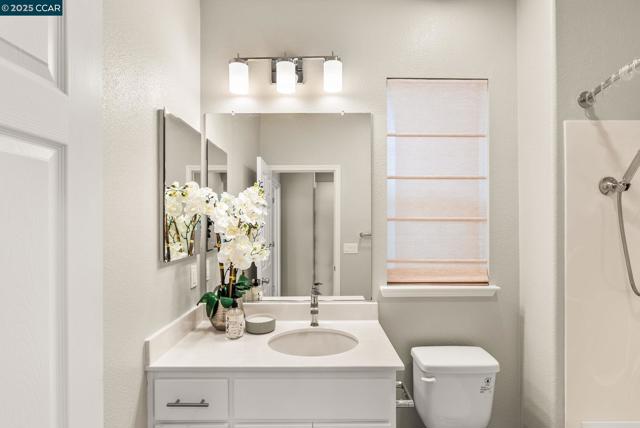 612 Farmstead Drive, Vacaville CA: https://media.crmls.org/mediaz/7d76c68f-663a-48ed-b182-03158161adea.jpg