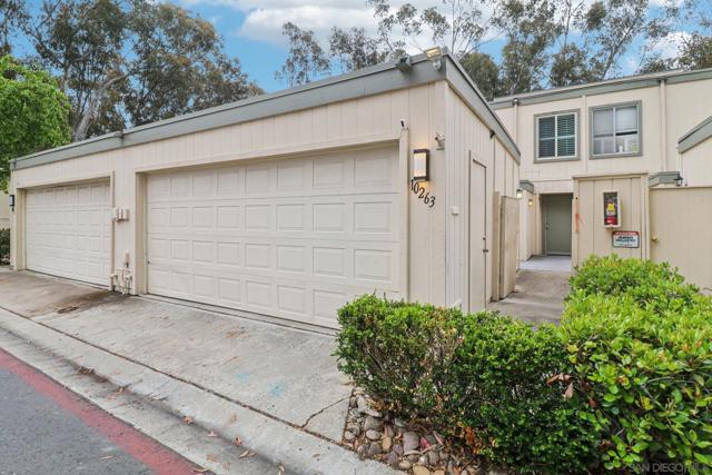 10263 Caminito Toronjo, San Diego CA: https://media.crmls.org/mediaz/7d771f05-ec12-4931-a79c-eba4b81273f8.jpg