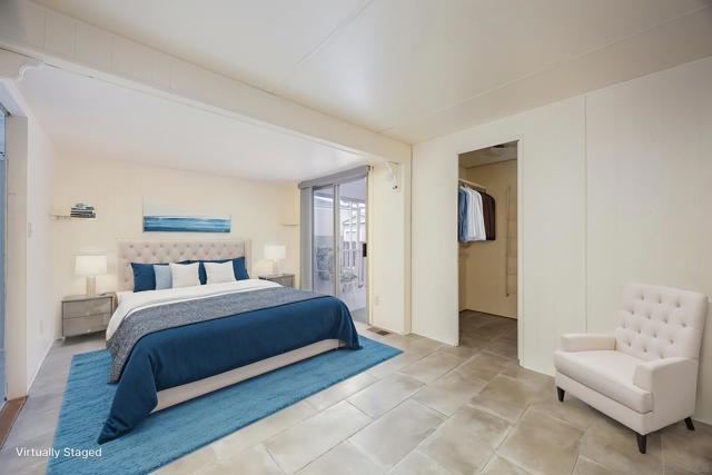 2950 Iris Ave, San Diego CA: https://media.crmls.org/mediaz/7d77d796-581c-4953-bb50-5180740c6b70.jpg