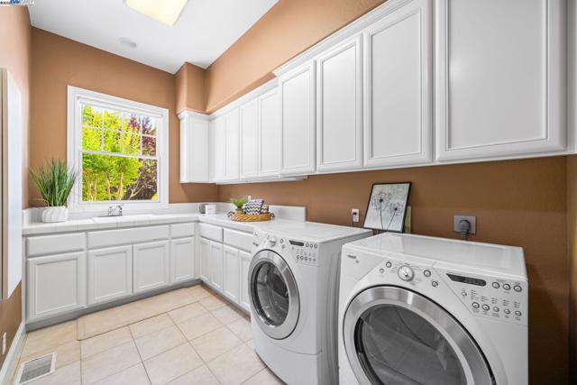 Image 26 of 60 For 1751 Spumante Pl