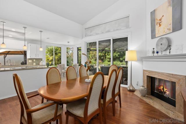 17635 Parlange Pl, San Diego CA: https://media.crmls.org/mediaz/7d78d785-c971-4153-b274-b83f02a76969.jpg