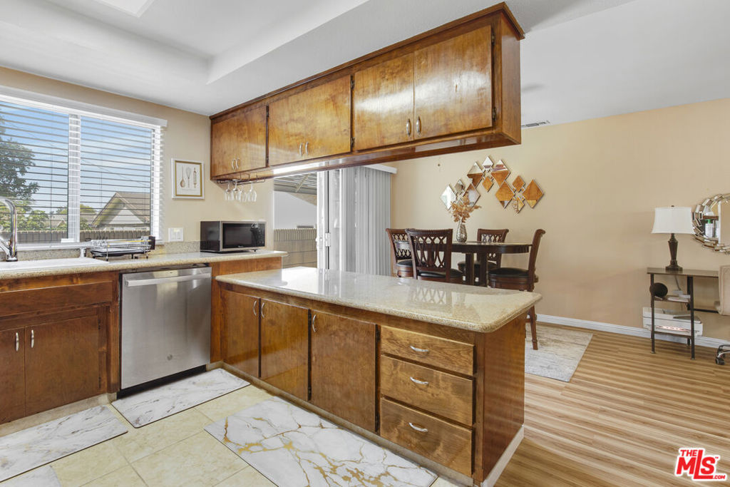 MLS #26861937 image #33