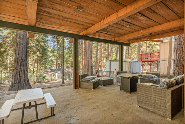 31522 Cedarwood Drive, Running Springs, CA 92382