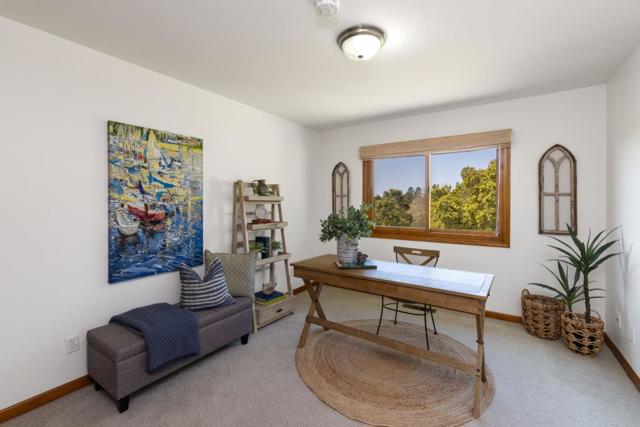 573 Meadow Road, Aptos CA: https://media.crmls.org/mediaz/7d7b6481-f54a-4148-9296-4fd3c1304714.jpg
