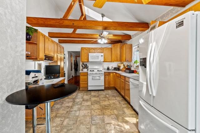 12800 Boulder Street, Boulder Creek CA: https://media.crmls.org/mediaz/7d7b9110-6667-47a7-b407-873281de9629.jpg