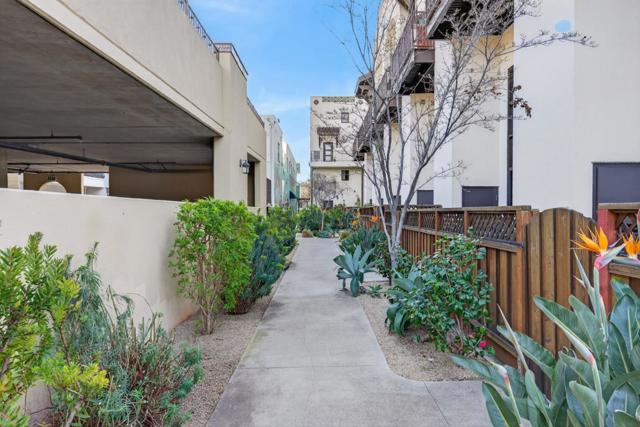 925 The Alameda, San Jose CA: https://media.crmls.org/mediaz/7d7c4005-5b7c-41a5-a5a1-08433c5b9c4b.jpg