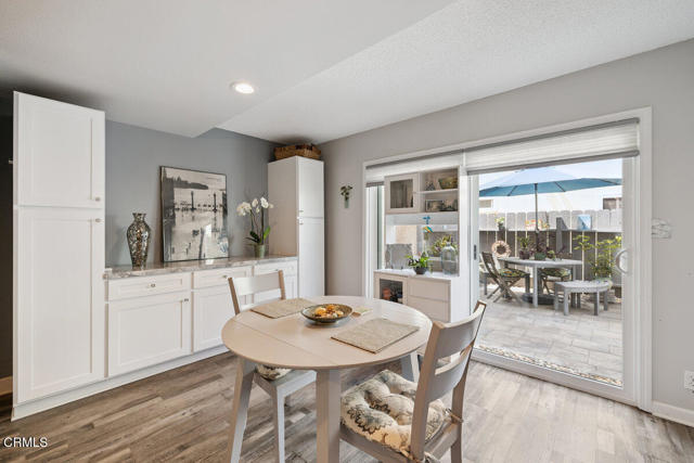 Detail Gallery Image 11 of 42 For 5205 W Wooley Rd #2,  Oxnard,  CA 93035 - 2 Beds | 1/1 Baths