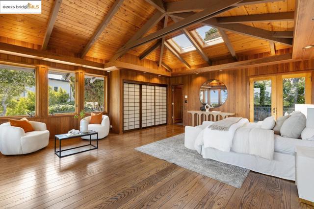 99 Lexford Rd, Piedmont CA: https://media.crmls.org/mediaz/7d7d0aa7-3f77-4e91-8d88-309e5bc3a2cd.jpg