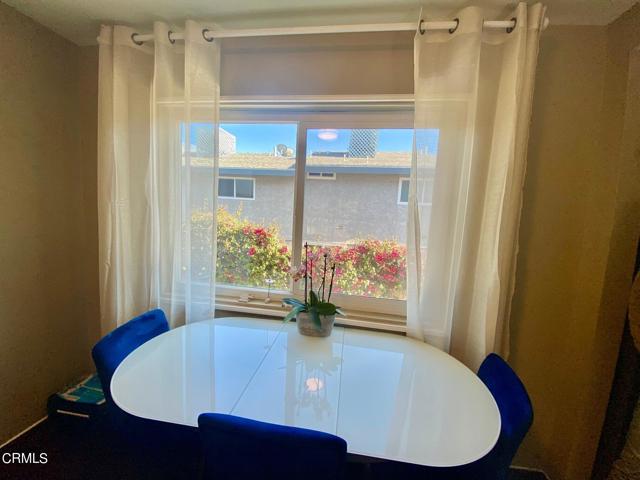 Detail Gallery Image 5 of 14 For 802 Magnolia Ave #4,  Pasadena,  CA 91106 - 2 Beds | 2/1 Baths