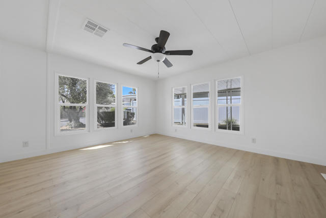49305 Hwy 74 Spc 49, Palm Desert CA: https://media.crmls.org/mediaz/7d7e46d8-c836-40f7-a29c-416e207b1c3c.jpg