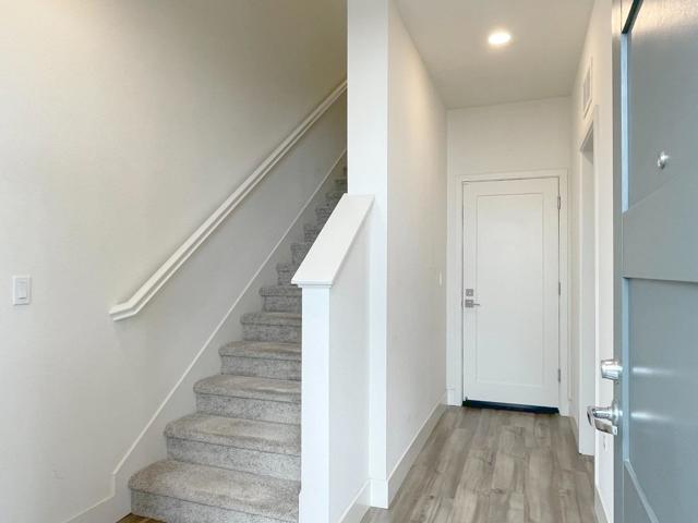 9600 Seawind Way, Newark CA: https://media.crmls.org/mediaz/7d7e64c4-4206-4449-8ec2-b2493478eeec.jpg