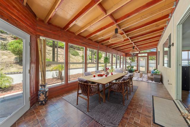 32246 Cour Meyney, Temecula CA: https://media.crmls.org/mediaz/7d7e901c-7d3a-46fe-862a-3dbc0dbce7ab.jpg