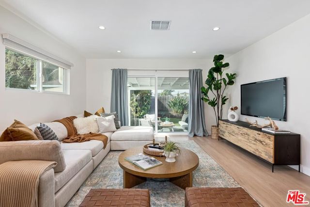 11115 Mcdonald Street photo 8