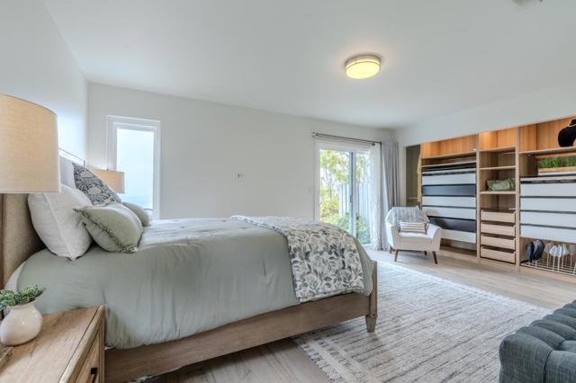 262 Beachview Avenue, Pacifica CA: https://media.crmls.org/mediaz/7d7f1d9e-1fc3-4a51-91dc-4533daaa0368.jpg