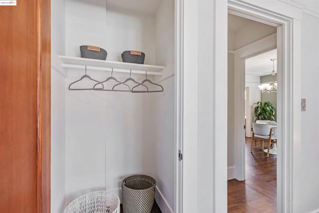 906 Carmel Ave, Albany CA: https://media.crmls.org/mediaz/7d7f37de-4286-4b24-baae-986c01a2ff55.jpg