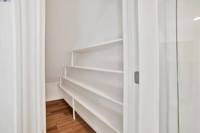 3312 Amaryllis Cir, San Ramon CA: https://media.crmls.org/mediaz/7d7f913b-6c76-4eda-b4fa-bf03d416348e.jpg