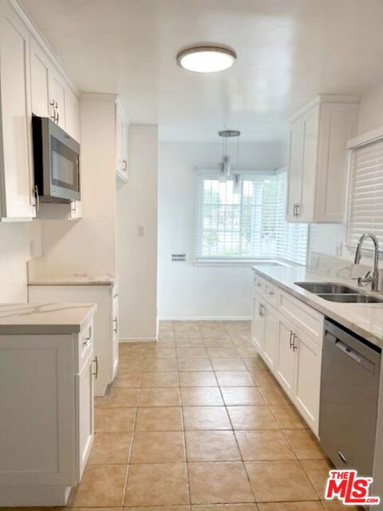 MLS #25619397 image #19