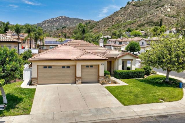 3136 Ferncreek Ln., Escondido CA: https://media.crmls.org/mediaz/7d811a84-25bd-4a83-8e32-7d26caaf8c2a.jpg