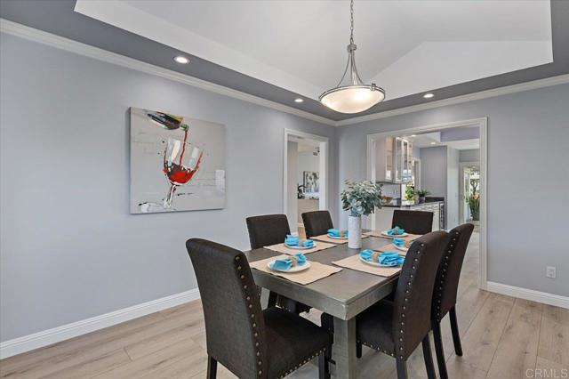 1054 La Sombra Drive, San Marcos CA: https://media.crmls.org/mediaz/7d812cff-bea8-4366-9b48-9045dbfaa6f3.jpg