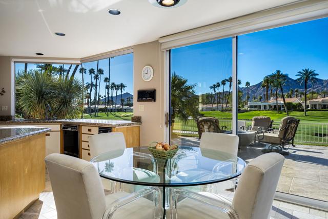 75315 Saint Andrews Court, Indian Wells CA: https://media.crmls.org/mediaz/7d82ef76-d4eb-4673-8e95-d3490c047f51.jpg