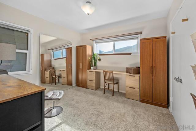 8455 Nentra St, La Mesa CA: https://media.crmls.org/mediaz/7d83376a-c61f-49d3-af22-3db9be78305d.jpg