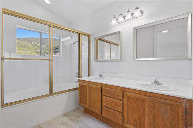 Detail Gallery Image 33 of 52 For 14493 Corte Lampara, San Diego,  CA 92129 - 3 Beds | 2/1 Baths