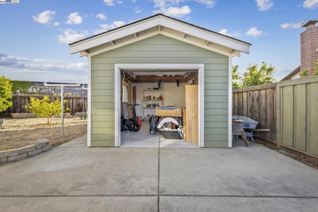 5706 Willkie Pl, Fremont CA: https://media.crmls.org/mediaz/7d8402a9-095c-4f47-bf39-6ca728ae08bf.jpg