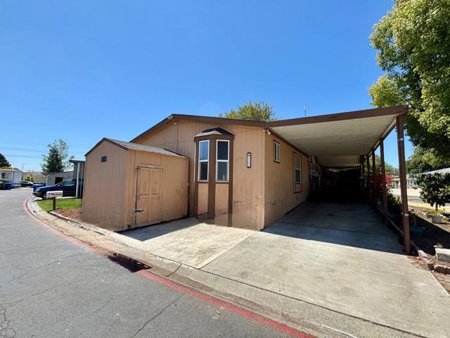 117 Fisk Terrace, Fremont CA: https://media.crmls.org/mediaz/7d84f160-a907-4d26-abe7-4657189f47fd.jpg