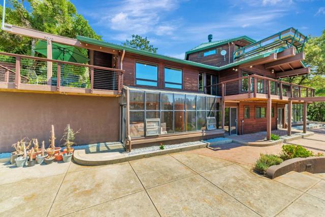 950 Oak Ridge Road, Los Gatos CA: https://media.crmls.org/mediaz/7d85d147-6e22-47a8-b923-8075b39742e3.jpg