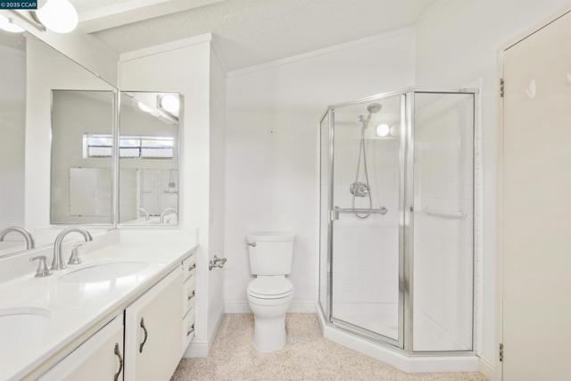 1201 Monument Blvd, Concord CA: https://media.crmls.org/mediaz/7d8683e0-d3f2-4b51-91d8-b1d0b8fad4e5.jpg