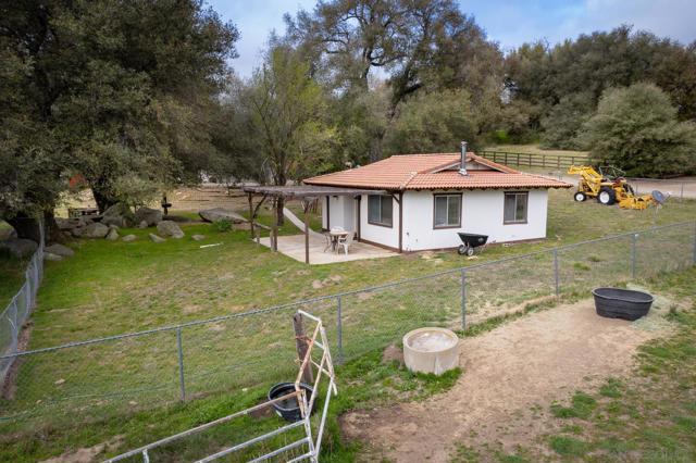 4026 Highway 78, Julian CA: https://media.crmls.org/mediaz/7d86a472-3220-4f35-b000-48a2010f932f.jpg