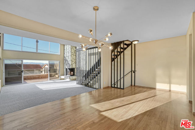364 Pershing Drive, Playa del Rey CA: https://media.crmls.org/mediaz/7d8812d8-8766-45a2-b3dd-4b44435473eb.jpg