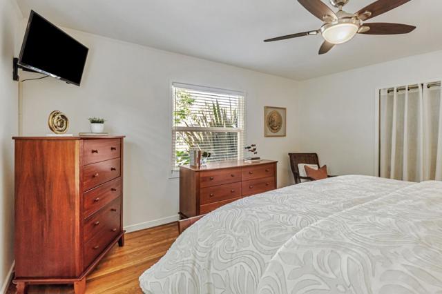 1400 Oakhurst Avenue, San Carlos CA: https://media.crmls.org/mediaz/7d88ae04-8970-4d8f-b07c-0c65366841e4.jpg