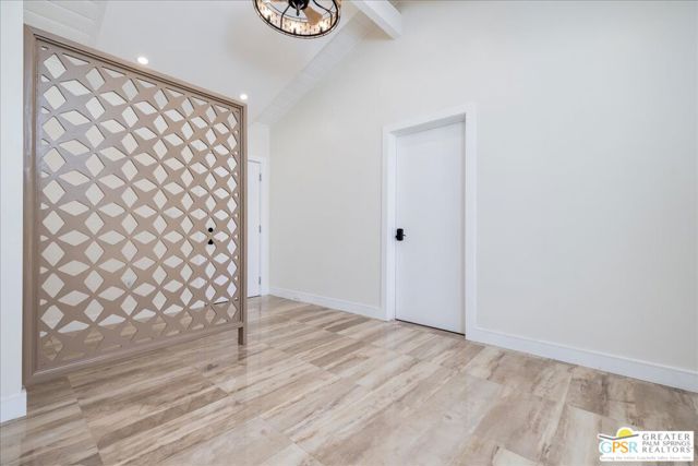 372 E Molino Road, Palm Springs CA: https://media.crmls.org/mediaz/7d8979ba-b401-4a2a-b4e1-22dee25bde82.jpg