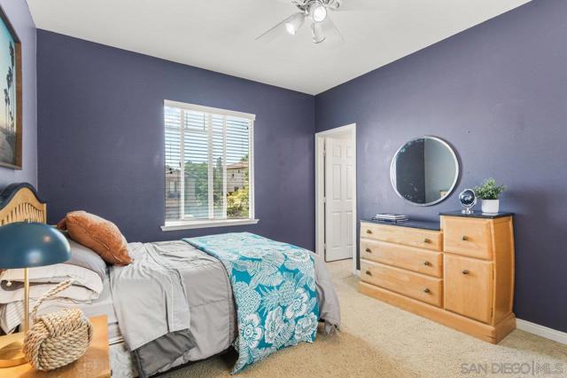 2423 Wishing Star Way, Chula Vista CA: https://media.crmls.org/mediaz/7d8b0de8-e3fb-40fe-9147-1e5aac637b38.jpg