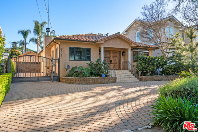 14710 Greenleaf Street, Sherman Oaks CA: https://media.crmls.org/mediaz/7d8b2e11-13d5-4487-b33c-cf8c8005bc0b.jpg