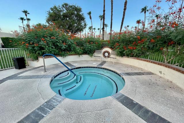 6250 N Paseo De La Palma, Palm Springs CA: https://media.crmls.org/mediaz/7d8cc93d-9ce6-4312-be56-070a2526849c.jpg
