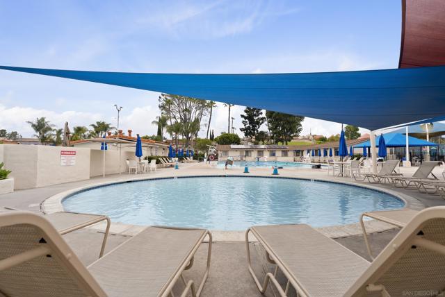 17735 Devereux Rd, San Diego CA: https://media.crmls.org/mediaz/7d8ce1ec-722c-429d-a21e-da20ee81465b.jpg