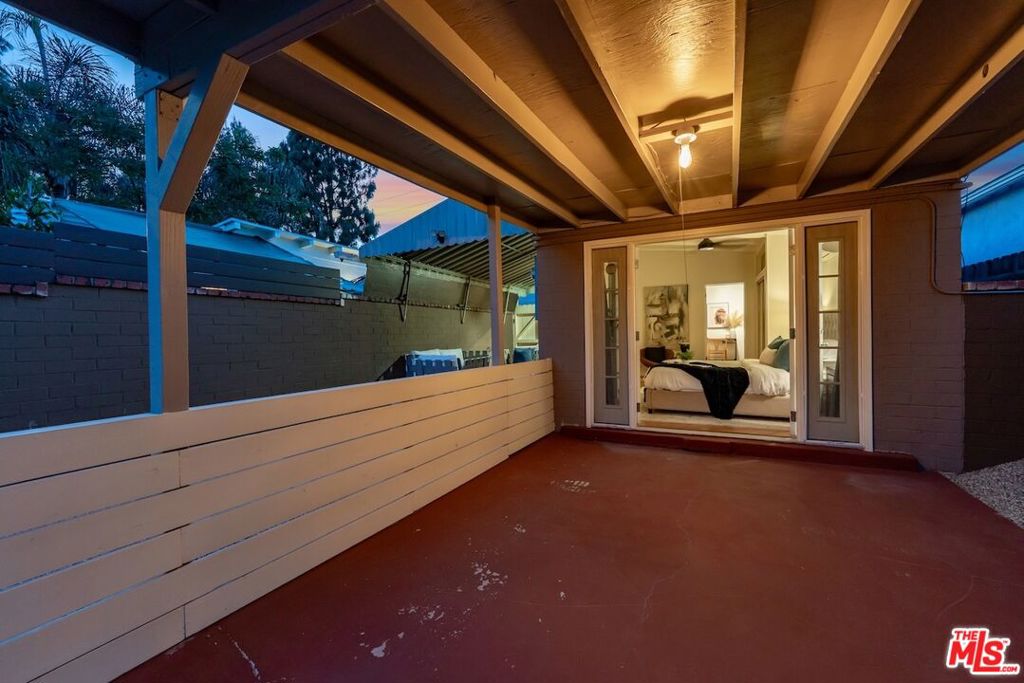 2914 W Chandler BoulevardBurbank image #23