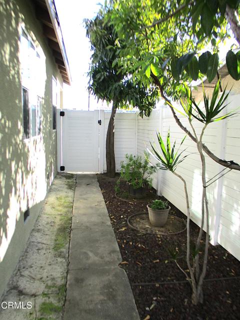 Detail Gallery Image 42 of 50 For 1129 La Puerta St, Los Angeles,  CA 90023 - 3 Beds | 1 Baths