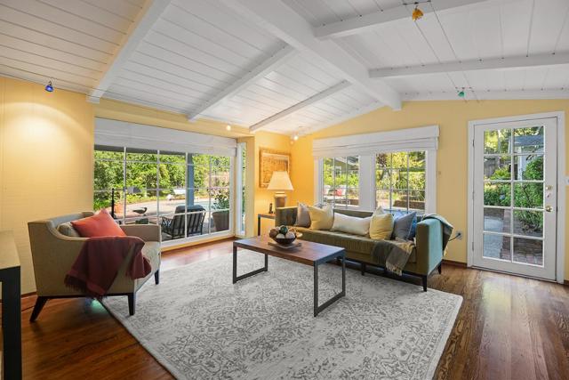 15745 Peach Hill Road, Saratoga CA: https://media.crmls.org/mediaz/7d8e005d-219c-4ba7-8926-a2a5a56526cc.jpg
