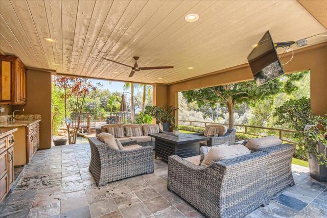 4359 Date Ave, La Mesa CA: https://media.crmls.org/mediaz/7d8fefef-5d27-45be-b5ec-f41ab23d3b3d.jpg