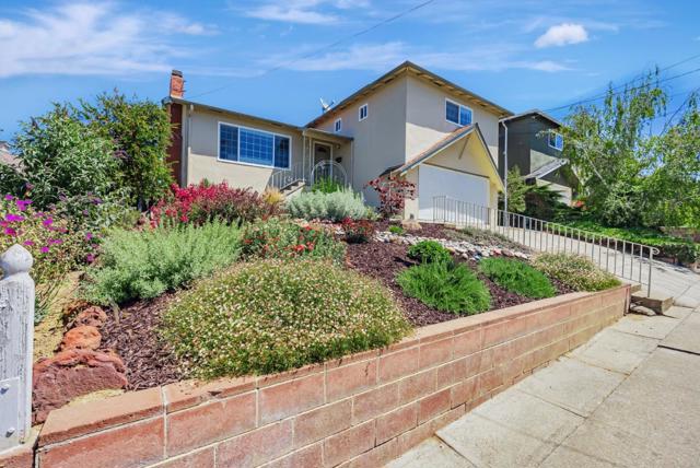 5020 Proctor Road, Castro Valley CA: https://media.crmls.org/mediaz/7d90a21a-5f3b-49d9-993a-5200575dabd8.jpg