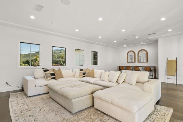 Detail Gallery Image 28 of 50 For 3369 Dehesa Rd, El Cajon,  CA 92019 - 4 Beds | 3/1 Baths