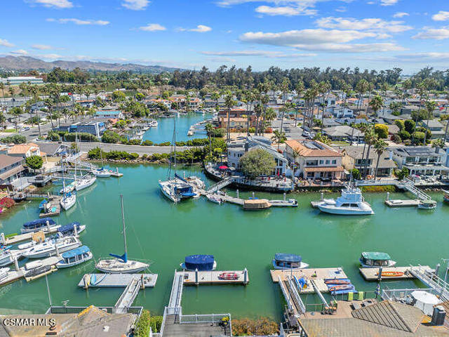 2621 Harbor Boulevard, Ventura CA: https://media.crmls.org/mediaz/7d931fba-aef1-46aa-8e27-da5d8f6e3345.jpg