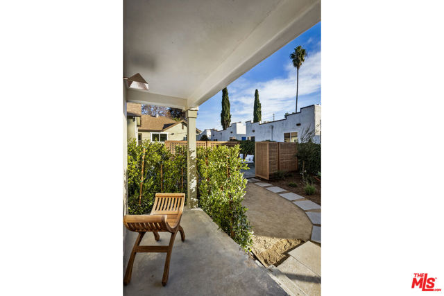 1411 Armadale Avenue, Los Angeles CA: https://media.crmls.org/mediaz/7d935092-868c-46b1-82d0-f896a2992ff0.jpg