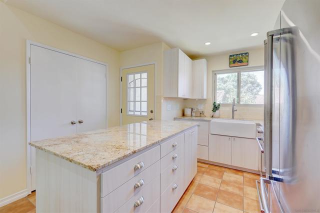 1982 Fairlee, Encinitas CA: https://media.crmls.org/mediaz/7d93891c-bc03-47cc-8c2c-4ca396704a1e.jpg