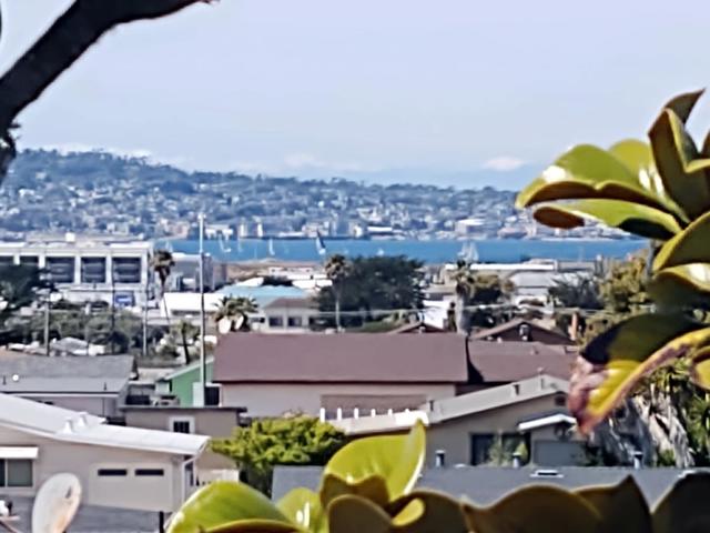 1714 Luxton Street, Seaside CA: https://media.crmls.org/mediaz/7d943bc0-6c90-4d4d-a464-35c3a89e7c66.jpg